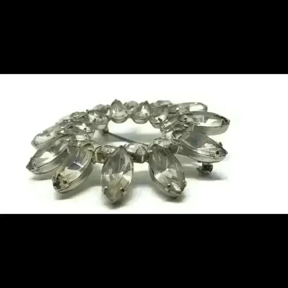 Vintage Brooch Rhinestone Circle Flower Navette & Pear Stones Large - Picture 6 of 8